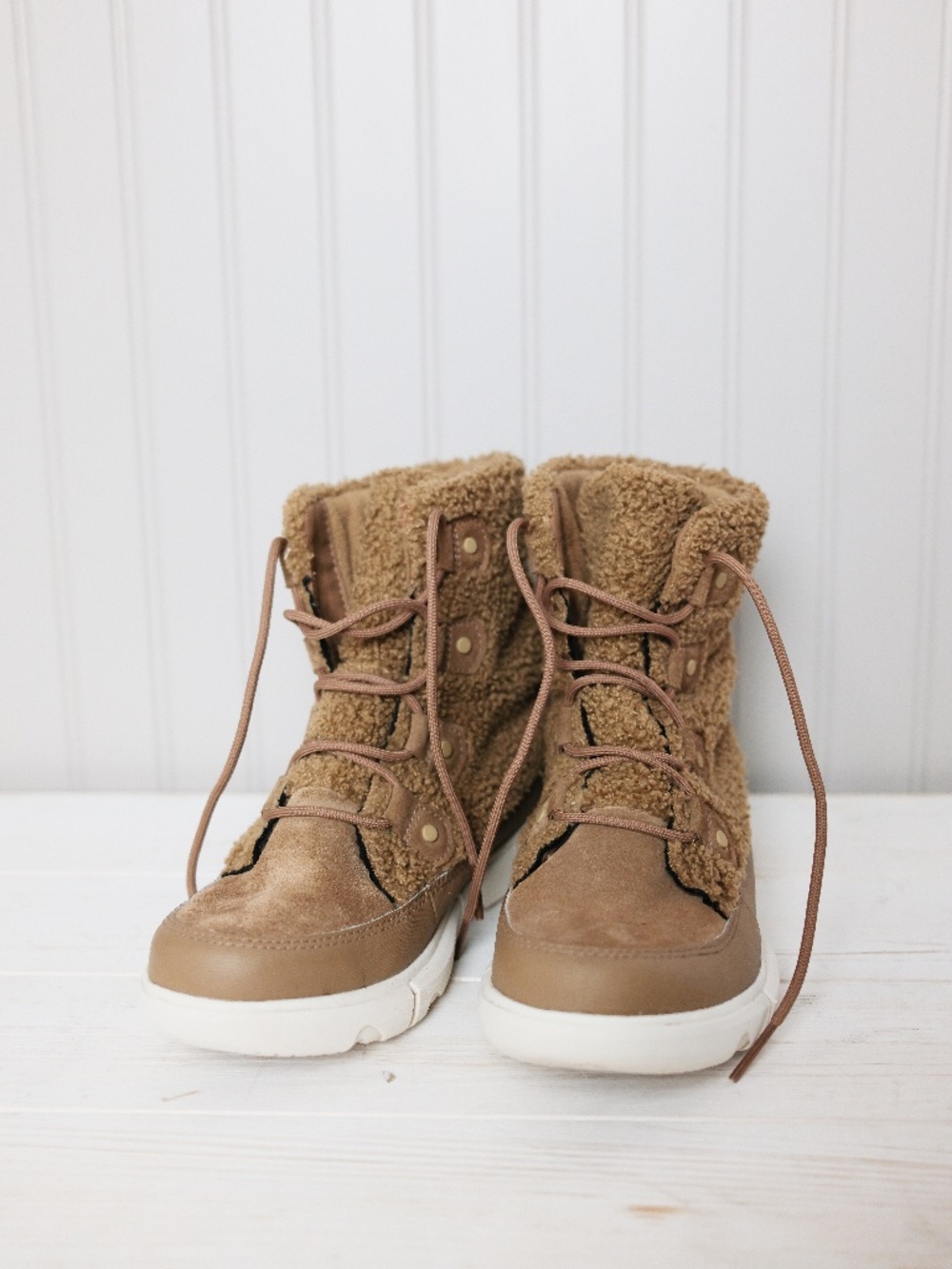 Sorel - Women's Explorer II Joan Cozy Boot - Delta/Fawn Size 8.5